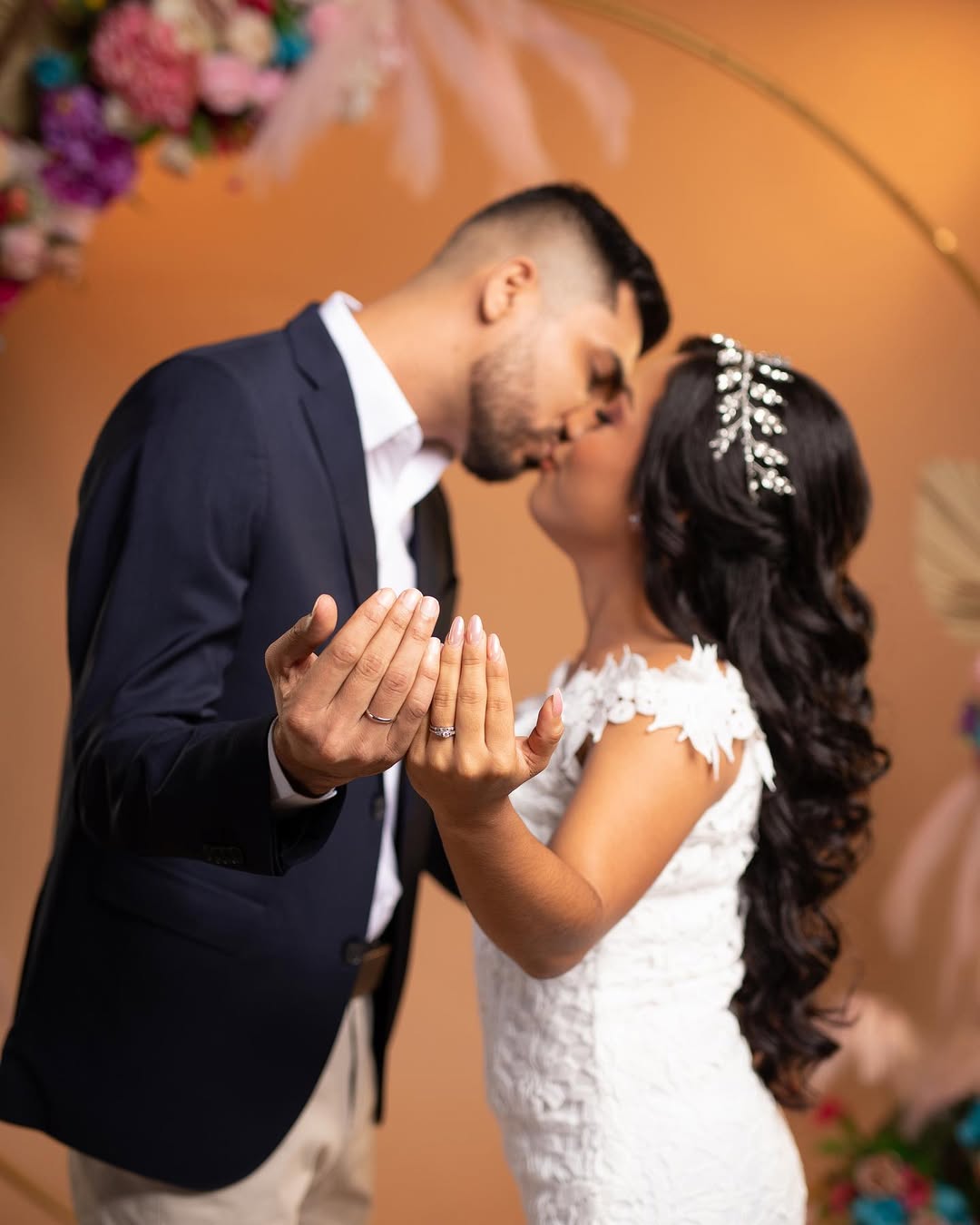 Side view bridal hair civil wedding Panama